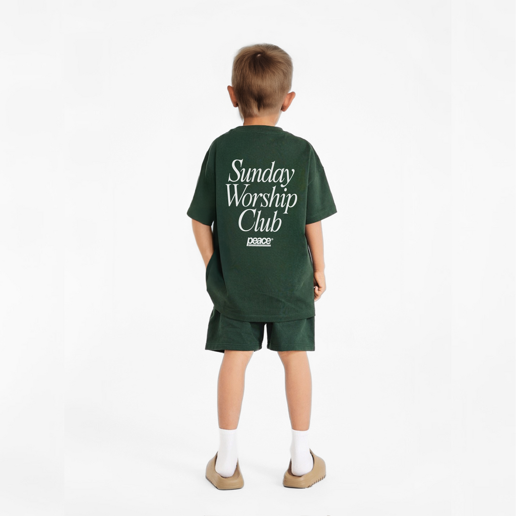 Kids Tee Sunday Worship Club Green | Peace® PEACE STORE